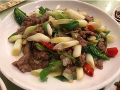 -曾牛肉