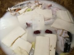 -滇香肴·云南菜蒸汽石锅鱼(云南北路店)