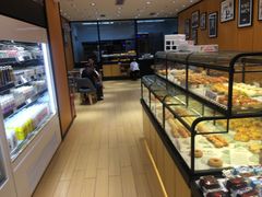 面包甜点陈列柜-御蝶坊生日蛋糕KNAC(创业店)