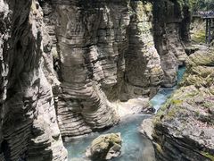 -蝶舞清江·恩施地心谷景区