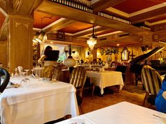 -火车头法国西餐厅