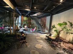 -J Create城市露营咖啡·简餐·宠物(上海动物园店)
