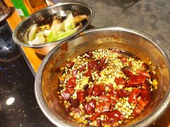 -地锅公社·现炒地锅鸡·地锅鱼·夜宵(罗锦路店)