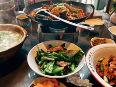 -富正毅三下锅·湘西韵味(天门山索道店)