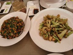 -凤凰园烤鸭店·唐山菜·传承花椒肉(老唐丰路店)