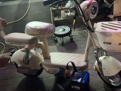 -爱玛电动车