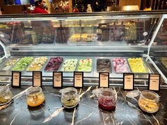 -广州万富希尔顿酒店·感趣自助餐厅·金秋蟹宴生蚝海鲜刺身