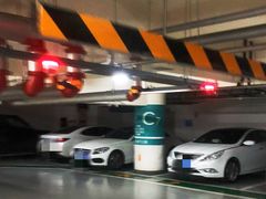 -金融街购物中心停车场