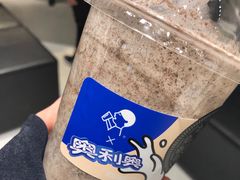 -喜茶(上海打浦桥日月光gelato lab+店)