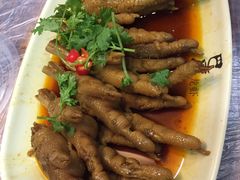 -巴厘龙虾·榜首油焖大虾(音乐学院·沿江酒馆店)