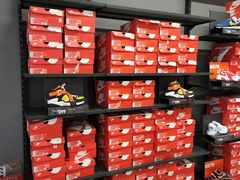 -王府井奥莱临潼小镇(临潼店)