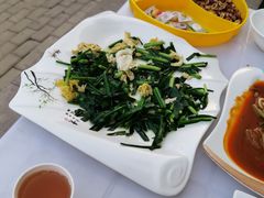 鸡蛋炒韭菜-清真·伊清阁餐厅