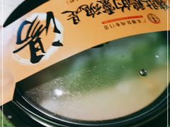 -顺德公猪肚鸡·煲仔饭(白石洲店)