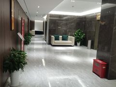 -南京悦客假日酒店