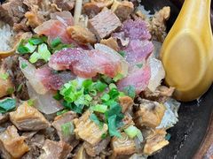 -容里煲仔饭(利丰北路店)