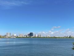 -上海滴水湖皇冠假日酒店