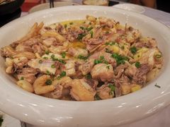红葱头蒸泉水鸡-围龙屋客家食府(福田店)