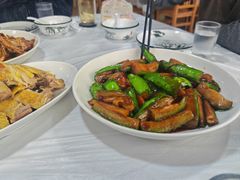 油焖茄子-小六农家乐(崇明西沙湿地店)