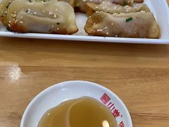 -小姜锅贴(凤凰街店)
