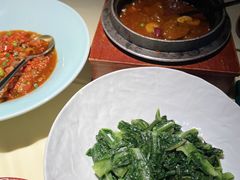 -千百味红餐厅·非遗江西菜(绿地双子塔总店)