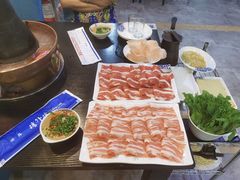 -楼外楼大刀肉传统火锅居(幸福街店)