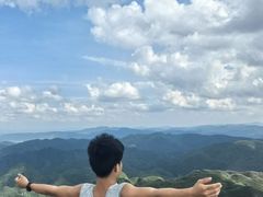 -龙里油画大草原旅游区