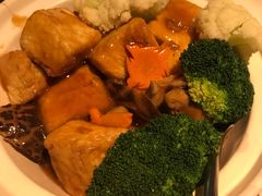 自制手工滑豆腐煲-T館·花园艺术餐厅