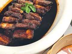 招牌焦糖黑叉烧-维园悦谱·海派家常菜(乌鲁木齐南路店)