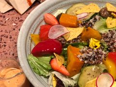 烤南瓜藜麦沙拉-La Terre乐田(万象城店)