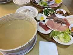-桥香园云南过桥米线(金马碧鸡店)