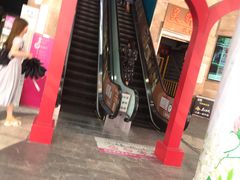-广州白马服装市场