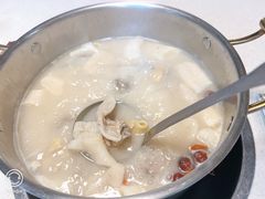 -煲王粤菜餐厅(中侨中心店)