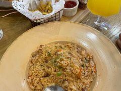 -Rabbit Cafe私房西餐甜点咖啡(栖霞路店)