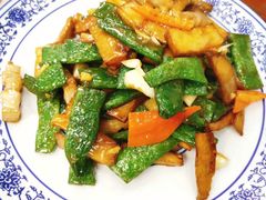 -椒香川流不息川菜馆(二七北路店)