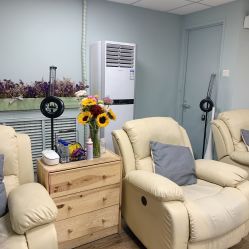 -摩睫+皮肤管理·科学美容中心