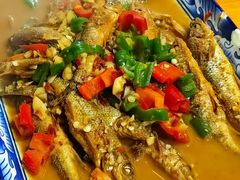 桃花小鱼-瑶河山里菜