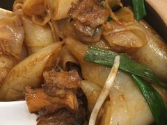 牛腩啫猪肠粉-老洋坊饭店(厚街东宝路店)