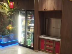 -柴火大院烤鸭民间菜