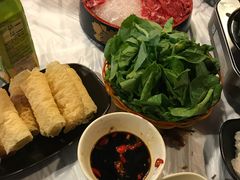 -鲜入围煮花胶鸡海鲜火锅