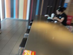 -麦当劳(乳山路店)