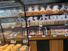 面包甜点陈列柜-惠诚滋知(鸿通城店)