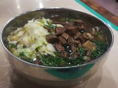 -花溪王记牛肉粉(四季花溪商场店)