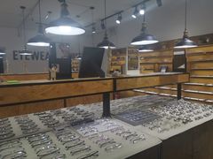 -罗伯特眼镜·蔡司官方授权(罗湖国贸店)