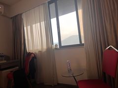 -莫泰酒店(厦门万象城火车站地铁站店)