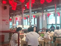大堂-么肆烤肉·中式自助·烤肉大排档(街道口季佳PAI店)