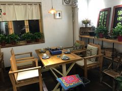 -猫爷的腔调·黔小馆(交大医学住宅区店)