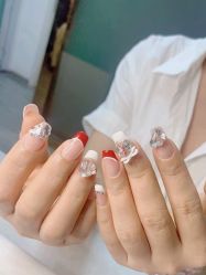 -董小姐日式美甲美睫·皮肤管理