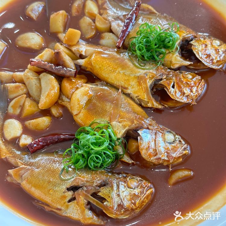鲜掉眉蛏子汤小黄鱼！
