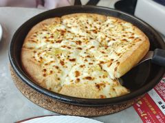 金枕榴莲菠菠披萨-必胜客(威高广场店)