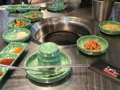 -欧巴炭烤肉오빠숯불구이(南京东路店)